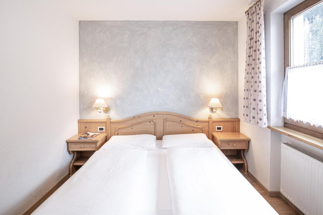Hotel Residence Rose 维皮泰诺 外观 照片