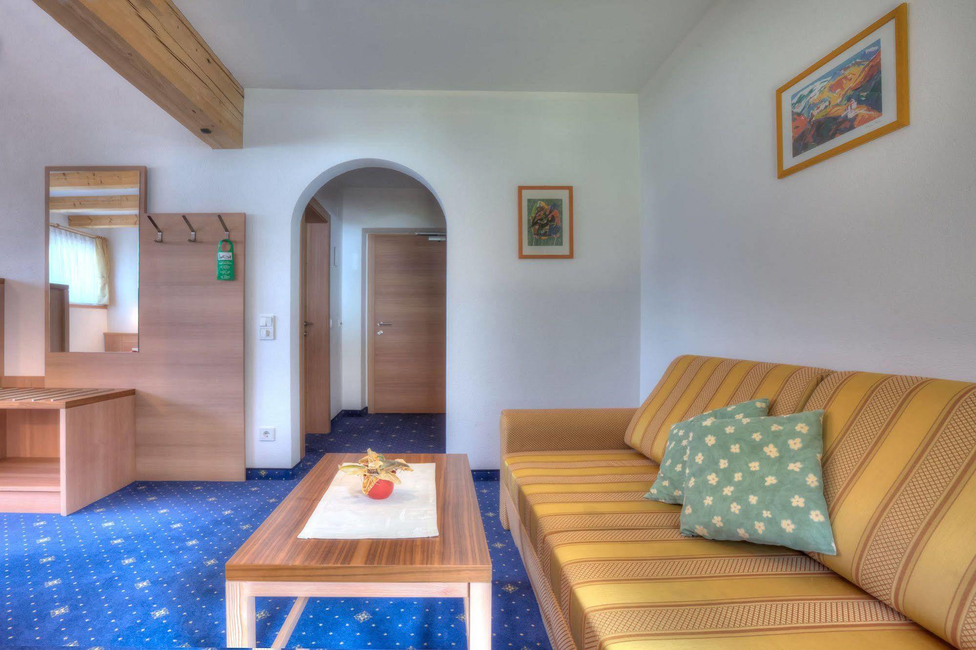 Hotel Residence Rose 维皮泰诺 外观 照片