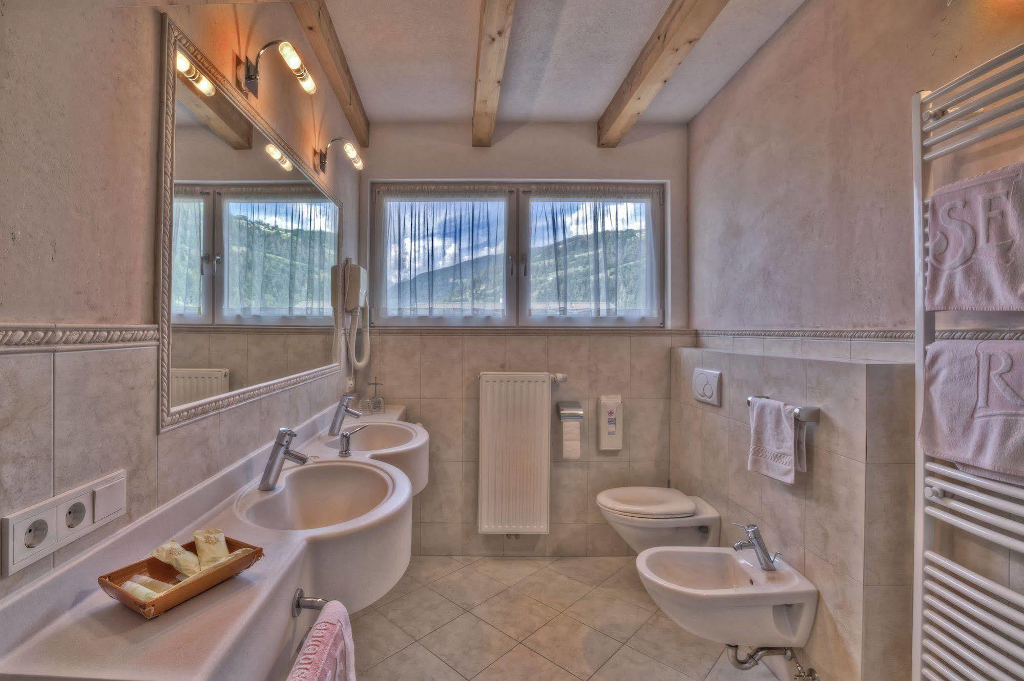 Hotel Residence Rose 维皮泰诺 外观 照片