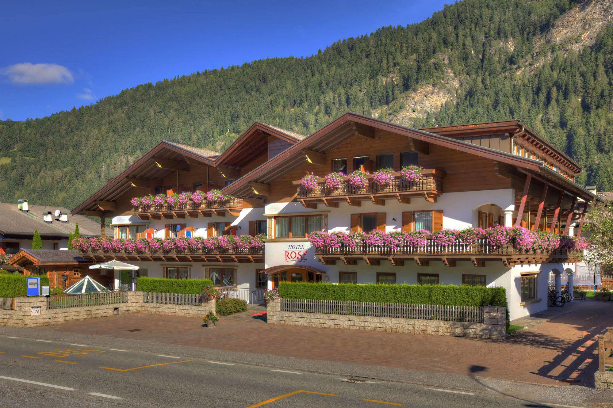 Hotel Residence Rose 维皮泰诺 外观 照片